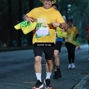 Runner Photo 7744181