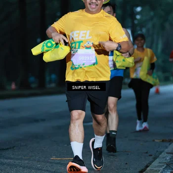 Runner Photo 7744191