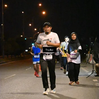 Runner Photo 7744193