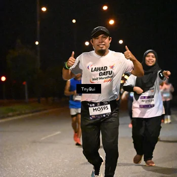 Runner Photo 7744207