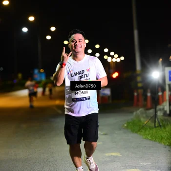 Runner Photo 7744232
