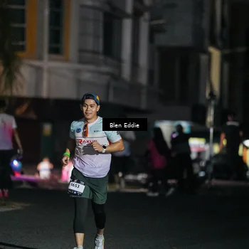Runner Photo 7744256