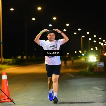 Runner Photo 7744261