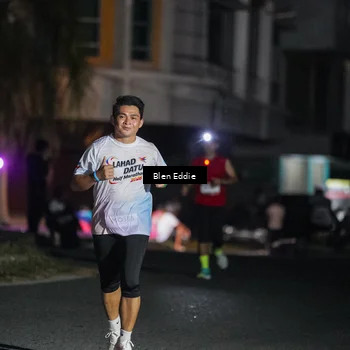 Runner Photo 7744278