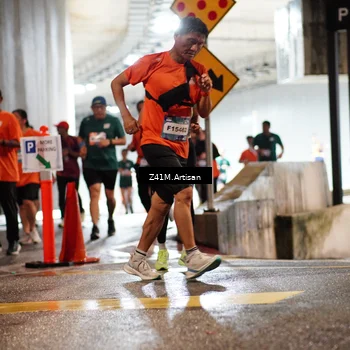 Runner Photo 7744279