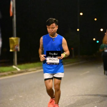 Runner Photo 7744294