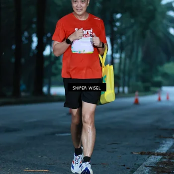 Runner Photo 7744298