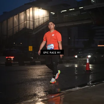 Runner Photo 7744299