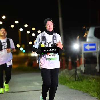 Runner Photo 7744300