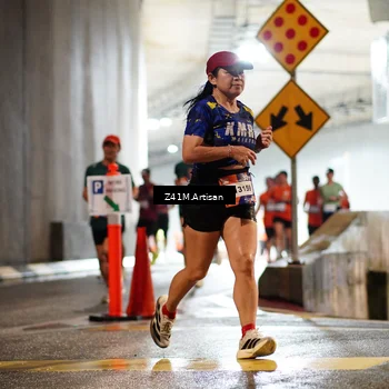 Runner Photo 7744302