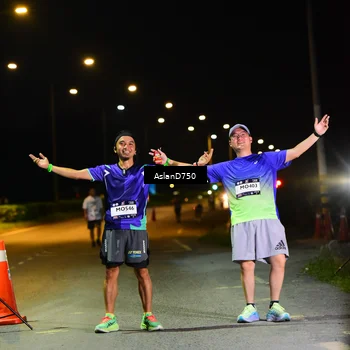 Runner Photo 7744314