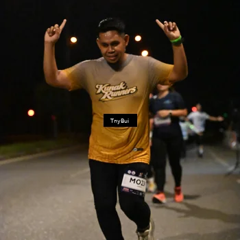 Runner Photo 7744323