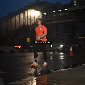 Runner Photo 7744326