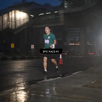 Runner Photo 7744332