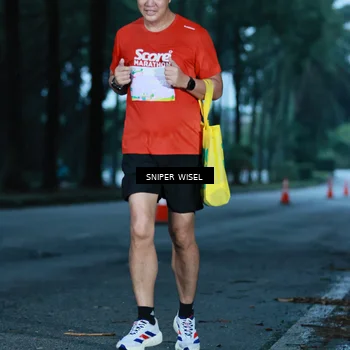Runner Photo 7744345