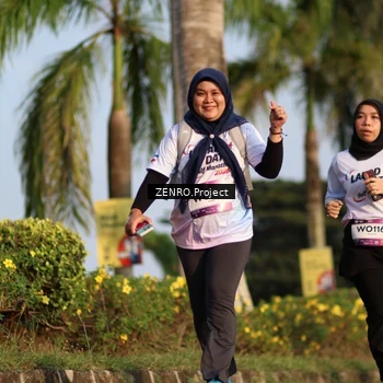 Runner Photo 7744363