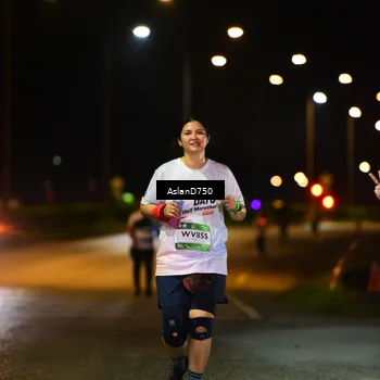 Runner Photo 7744366