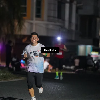 Runner Photo 7744368