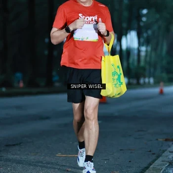 Runner Photo 7744385
