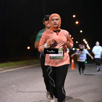 Runner Photo 7744394