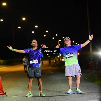 Runner Photo 7744401
