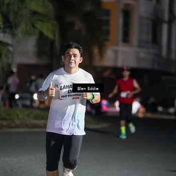 Runner Photo 7744407