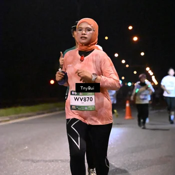 Runner Photo 7744416