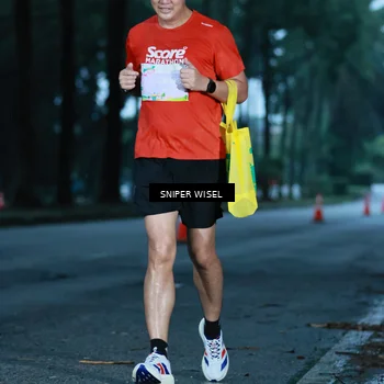Runner Photo 7744422