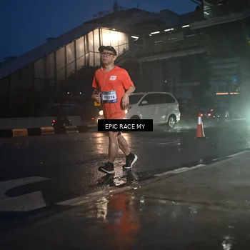 Runner Photo 7744433