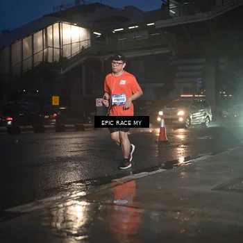 Runner Photo 7744434