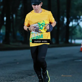 Runner Photo 7744435