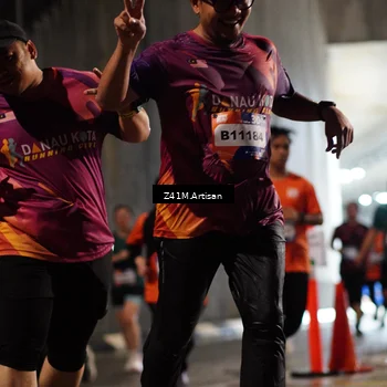 Runner Photo 7744438