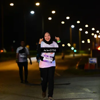 Runner Photo 7744465