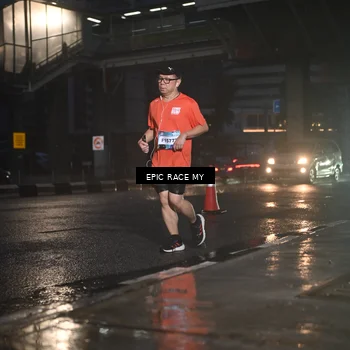 Runner Photo 7744471