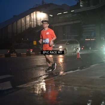 Runner Photo 7744502