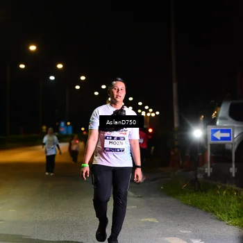 Runner Photo 7744515