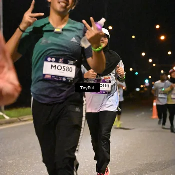 Runner Photo 7744534