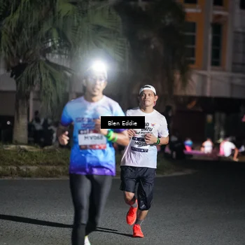 Runner Photo 7744546