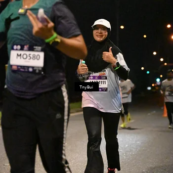 Runner Photo 7744563