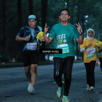 Runner Photo 7744580