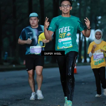 Runner Photo 7744598