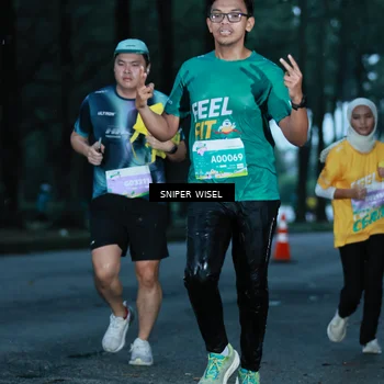 Runner Photo 7744603
