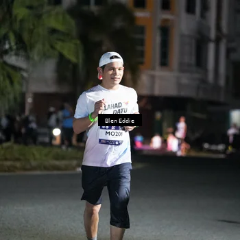 Runner Photo 7744605