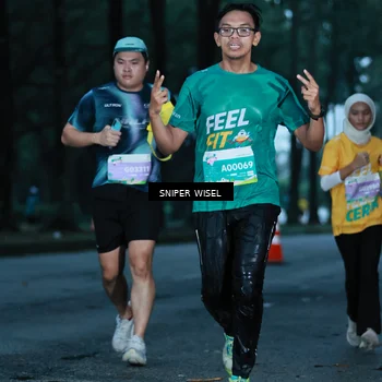 Runner Photo 7744613