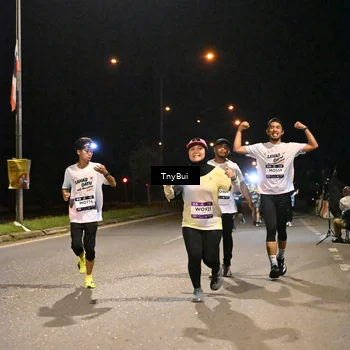 Runner Photo 7744629
