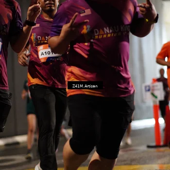 Runner Photo 7744631