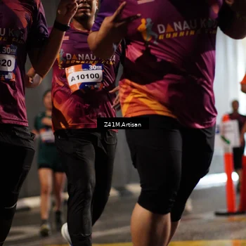 Runner Photo 7744634