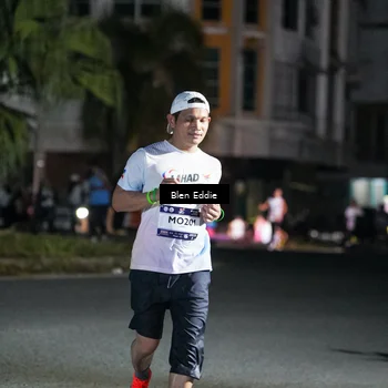Runner Photo 7744642