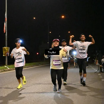 Runner Photo 7744647