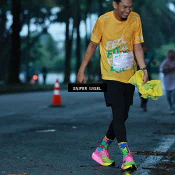 Runner Photo 7744649